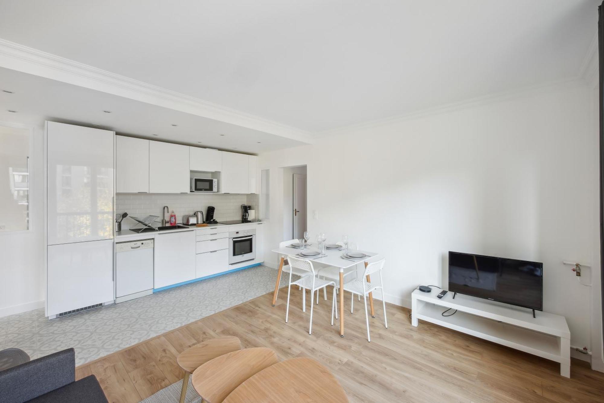 Apartmán Chic Apart With Parking Chaville Exteriér fotografie